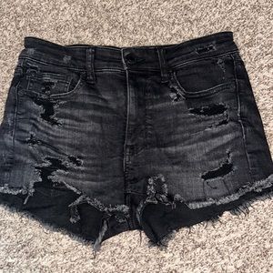 AE Distressed Shortie